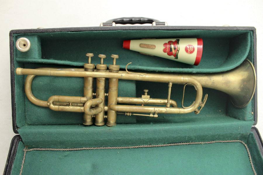 Trumpet, i väska 928 7069 Metropol Auktioner Trumpet, i väska 928 7069 Metropol Auktioner